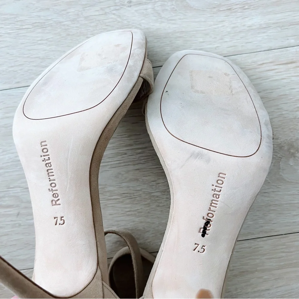 Reformation Kelly Heel - Picture 7 of 8
